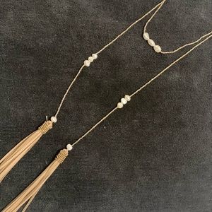 Handmade gold lariat necklace & fresh water pearls